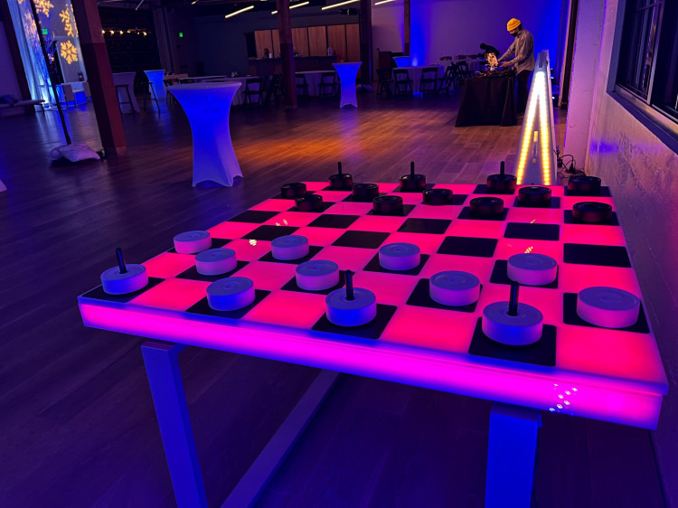 LED Giant Checkers