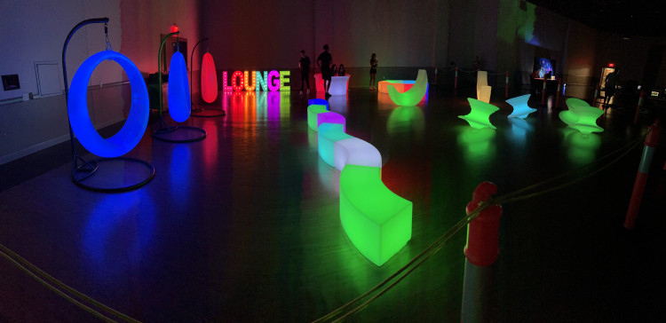 Glow Lounge